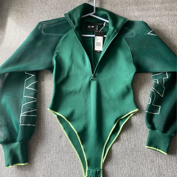 Seller photo, Poshmark